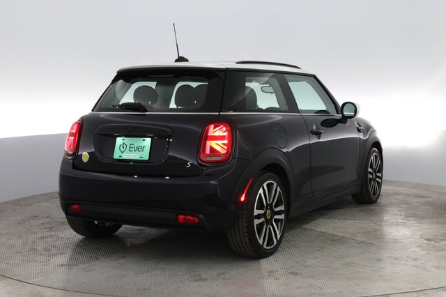 2023 MINI Cooper SE — photo 3 of 23