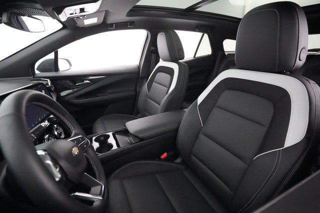 2024 Chevrolet Blazer EV — photo 3 of 21