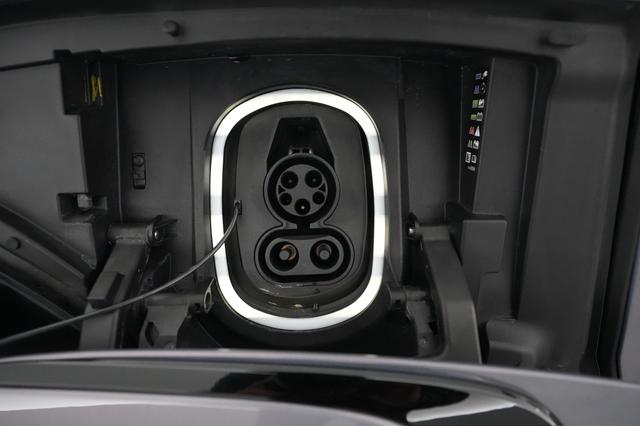 2024 Chevrolet Blazer EV — photo 8 of 21