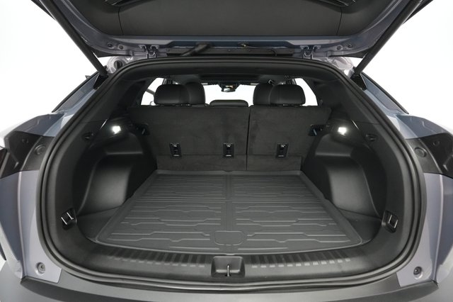 2024 Chevrolet Blazer EV — photo 6 of 21