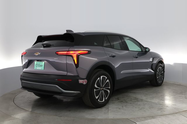 2024 Chevrolet Blazer EV — photo 2 of 21