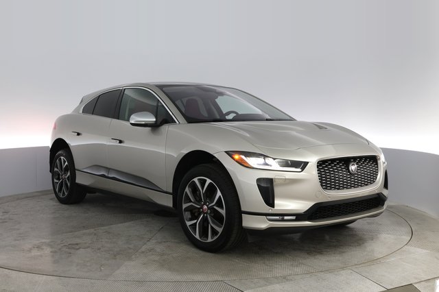 2023 Jaguar I-Pace — photo 12 of 26