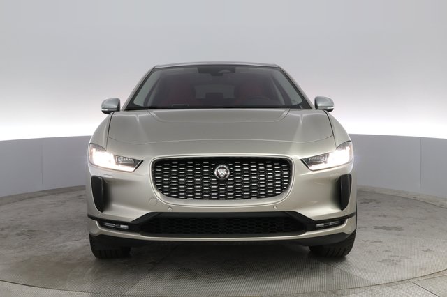 2023 Jaguar I-Pace — photo 14 of 26