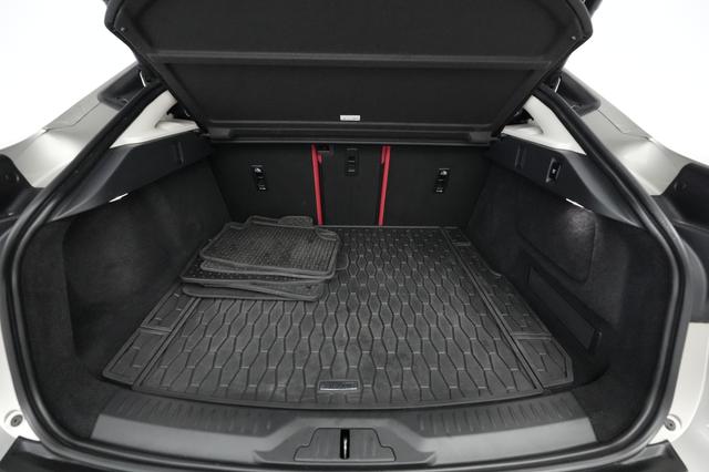 2023 Jaguar I-Pace — photo 5 of 26