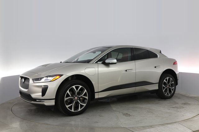 2023 Jaguar I-Pace — photo 11 of 26