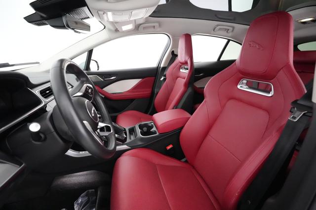 2023 Jaguar I-Pace — photo 3 of 26