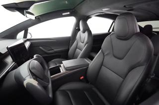 2022 Tesla Model X — photo 3 of 21