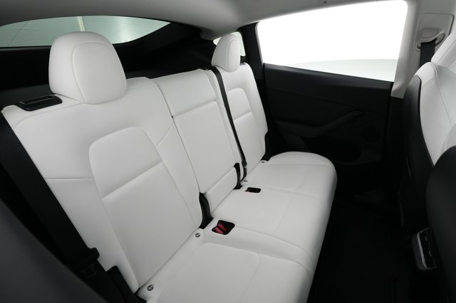 2023 Tesla Model Y — photo 16 of 22