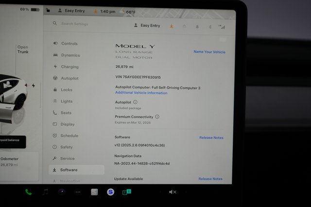 2023 Tesla Model Y — photo 4 of 22