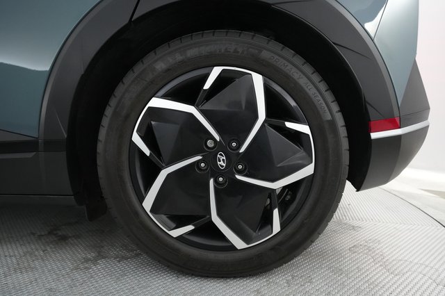 2022 Hyundai IONIQ 5 — photo 15 of 23