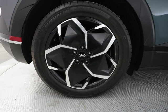 2022 Hyundai IONIQ 5 — photo 16 of 23