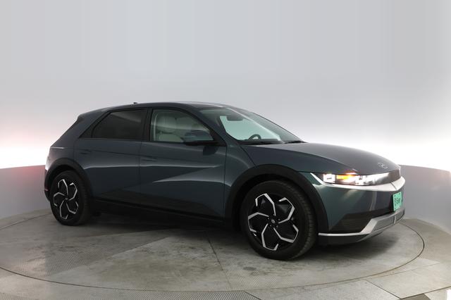 2022 Hyundai IONIQ 5 — photo 10 of 23