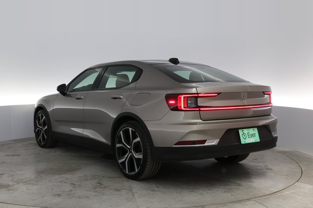 2022 Polestar 2 — photo 10 of 26