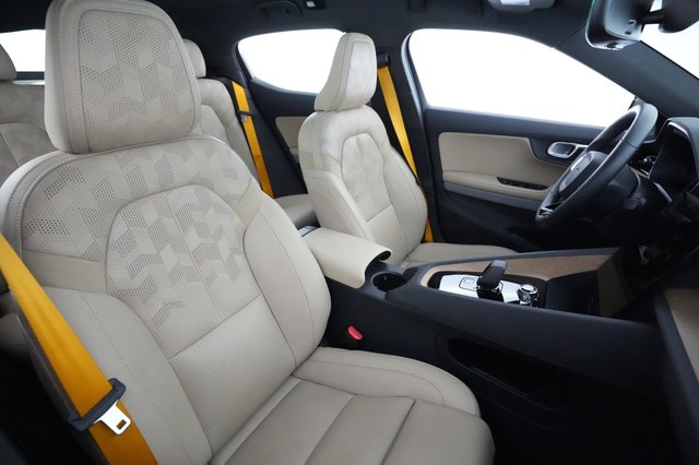 2022 Polestar 2 — photo 19 of 26