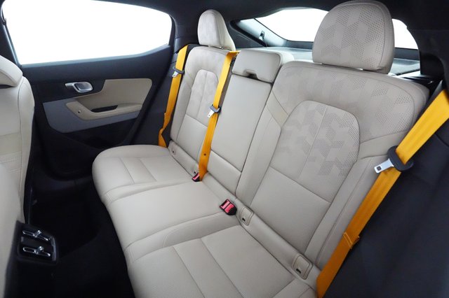 2022 Polestar 2 — photo 20 of 26