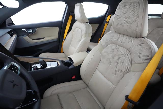 2022 Polestar 2 — photo 2 of 26