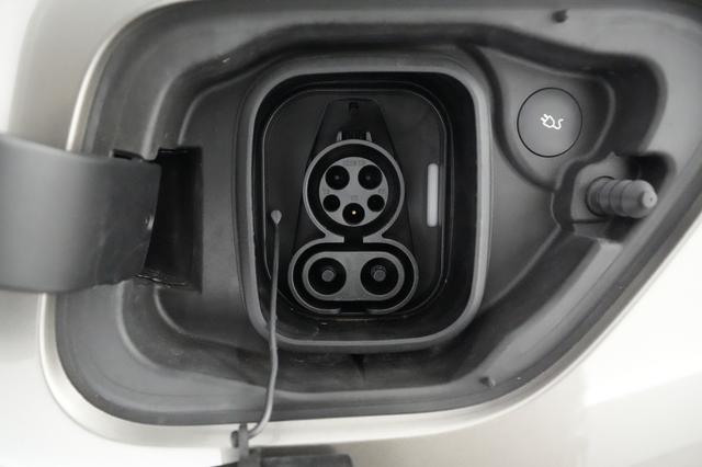 2022 Polestar 2 — photo 8 of 26