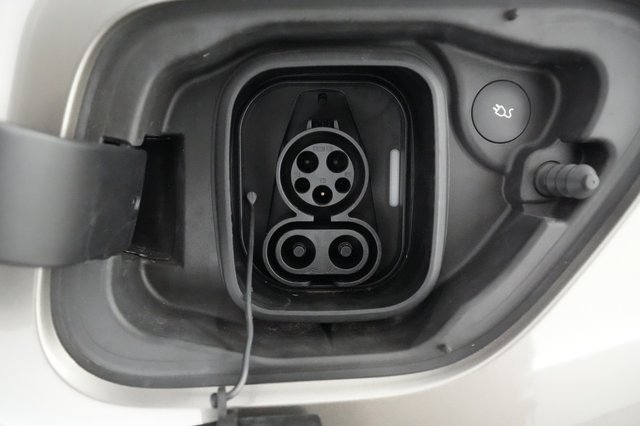 2022 Polestar 2 — photo 8 of 26