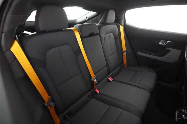 2023 Polestar 2 — photo 4 of 24