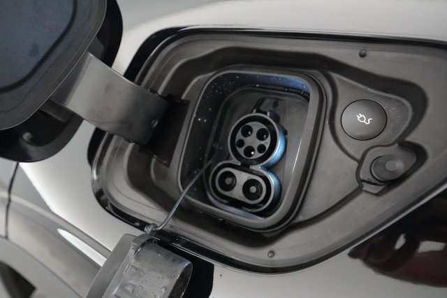 2023 Polestar 2 — photo 8 of 24