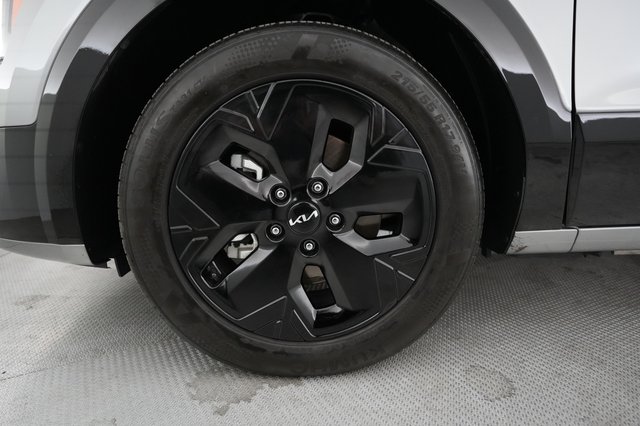 2023 Kia Niro EV — photo 15 of 21