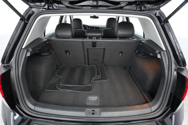 2017 Volkswagen e-Golf — photo 6 of 19