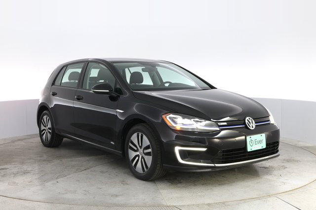 2017 Volkswagen e-Golf — photo 10 of 19