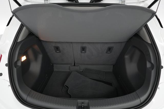 2019 Chevrolet Bolt EV — photo 6 of 20