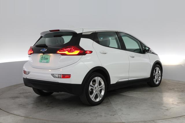 2019 Chevrolet Bolt EV — photo 2 of 20