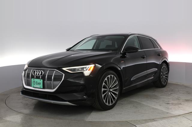 2019 Audi e-tron — VIN WA1VABGE1KB010795