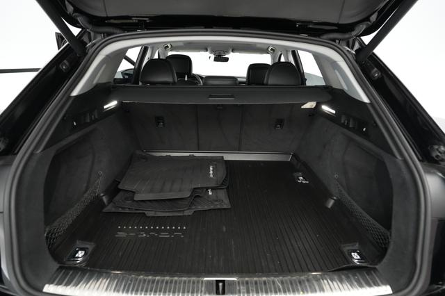 2019 Audi e-tron — photo 6 of 28