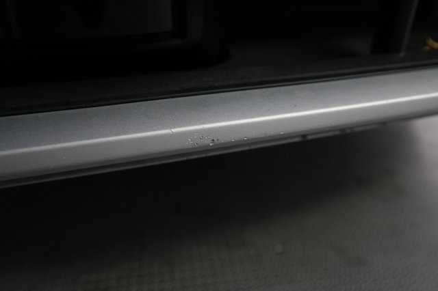 2019 Audi e-tron — photo 26 of 28