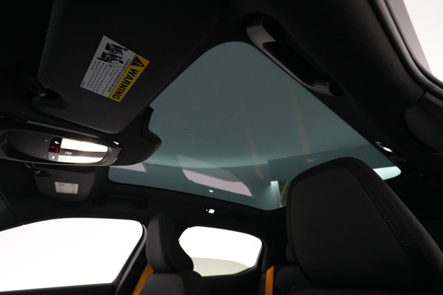 2022 Polestar 2 — photo 20 of 22