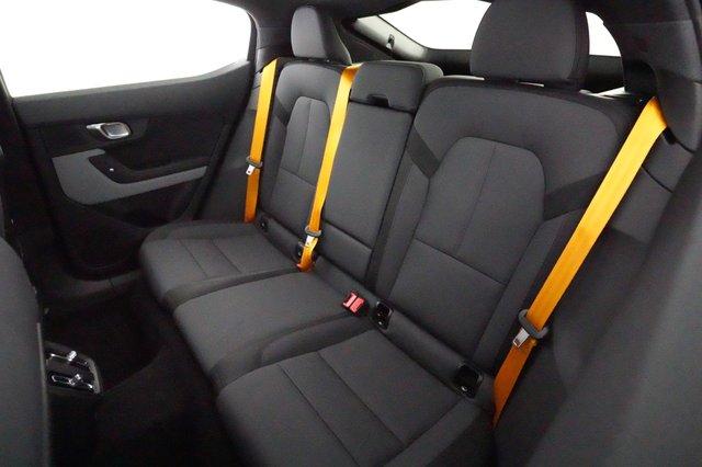 2022 Polestar 2 — photo 19 of 22