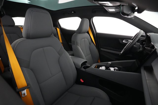 2022 Polestar 2 — photo 20 of 23