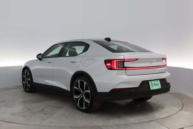 2022 Polestar 2 — photo 9 of 23
