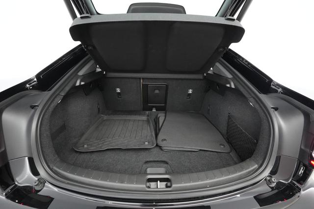 2022 Polestar 2 — photo 6 of 22
