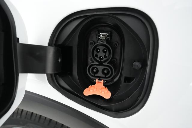 2022 Chevrolet Bolt EUV — photo 8 of 21