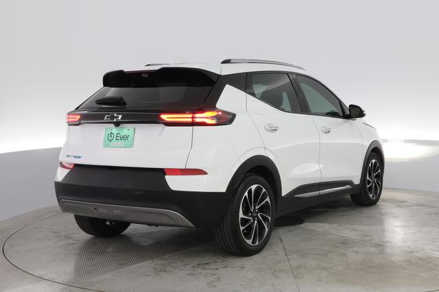 2022 Chevrolet Bolt EUV — photo 2 of 21