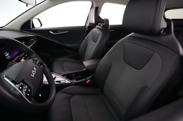 2024 Kia Niro EV — photo 3 of 22