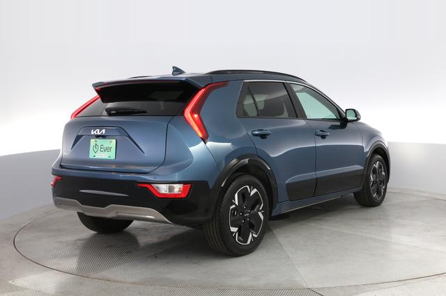 2024 Kia Niro EV — photo 2 of 22
