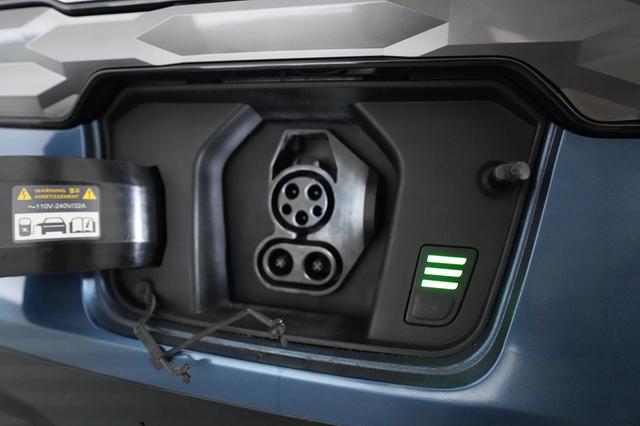 2024 Kia Niro EV — photo 8 of 22