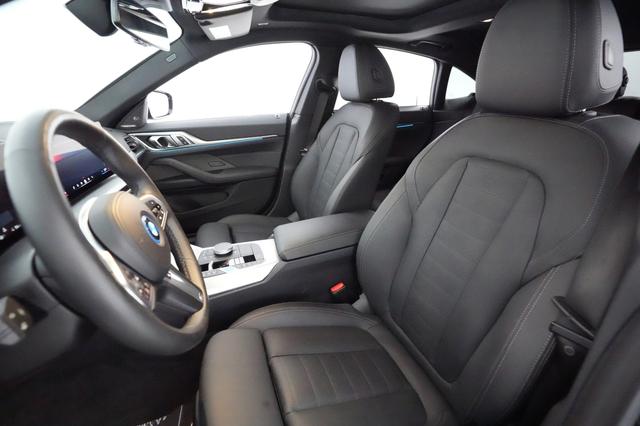 2024 BMW i4 — photo 3 of 21