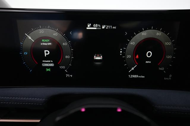 2023 Nissan Ariya — photo 5 of 21