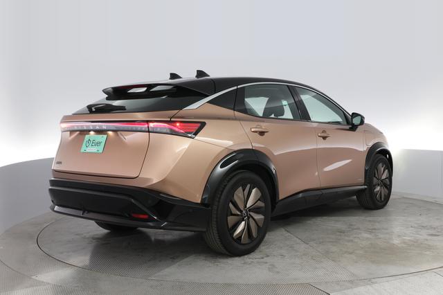 2023 Nissan Ariya — photo 2 of 21