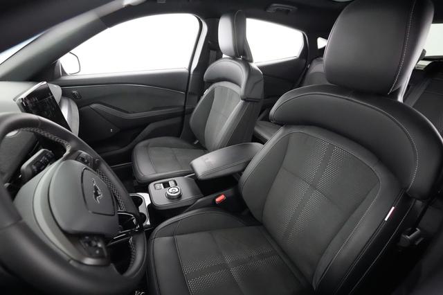 2023 Ford Mustang Mach-E — photo 3 of 22