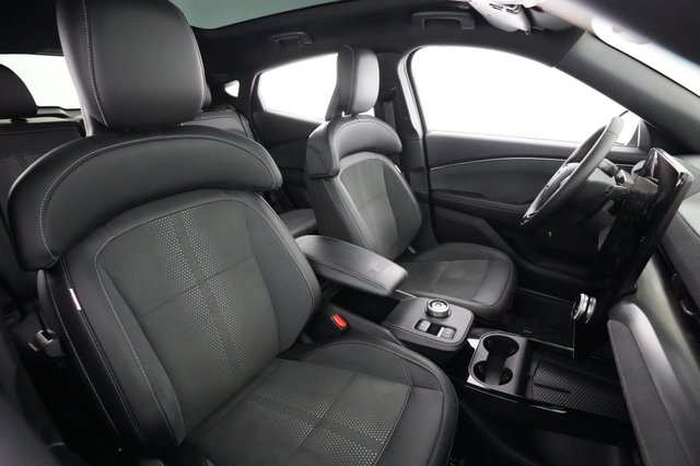 2023 Ford Mustang Mach-E — photo 18 of 22