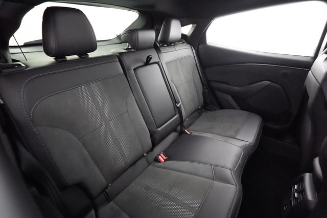 2023 Ford Mustang Mach-E — photo 4 of 22
