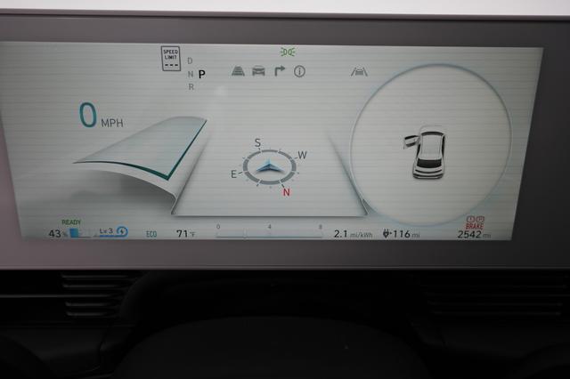 2024 Hyundai IONIQ 5 — photo 5 of 24