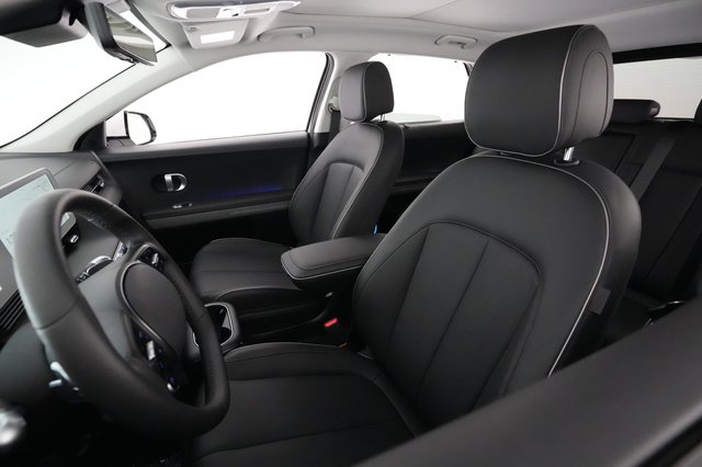 2024 Hyundai IONIQ 5 — photo 3 of 24
